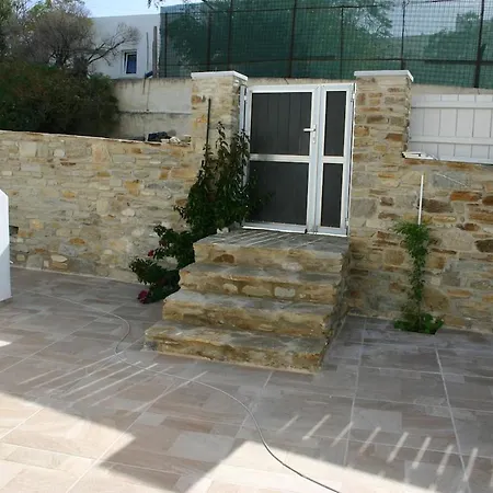 Persephone's Summer House Paros - 2br Garden Parasporos