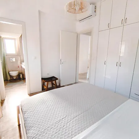 Persephone Sunset Holiday home