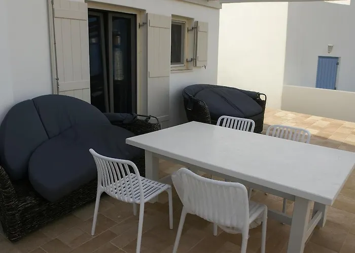 Persephone - Sunset Holiday home Parasporos