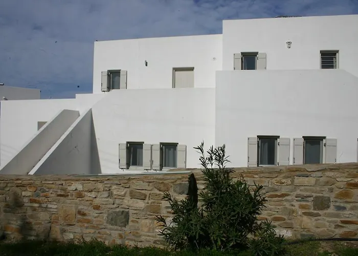 Persephone - Sunset Holiday home Parasporos